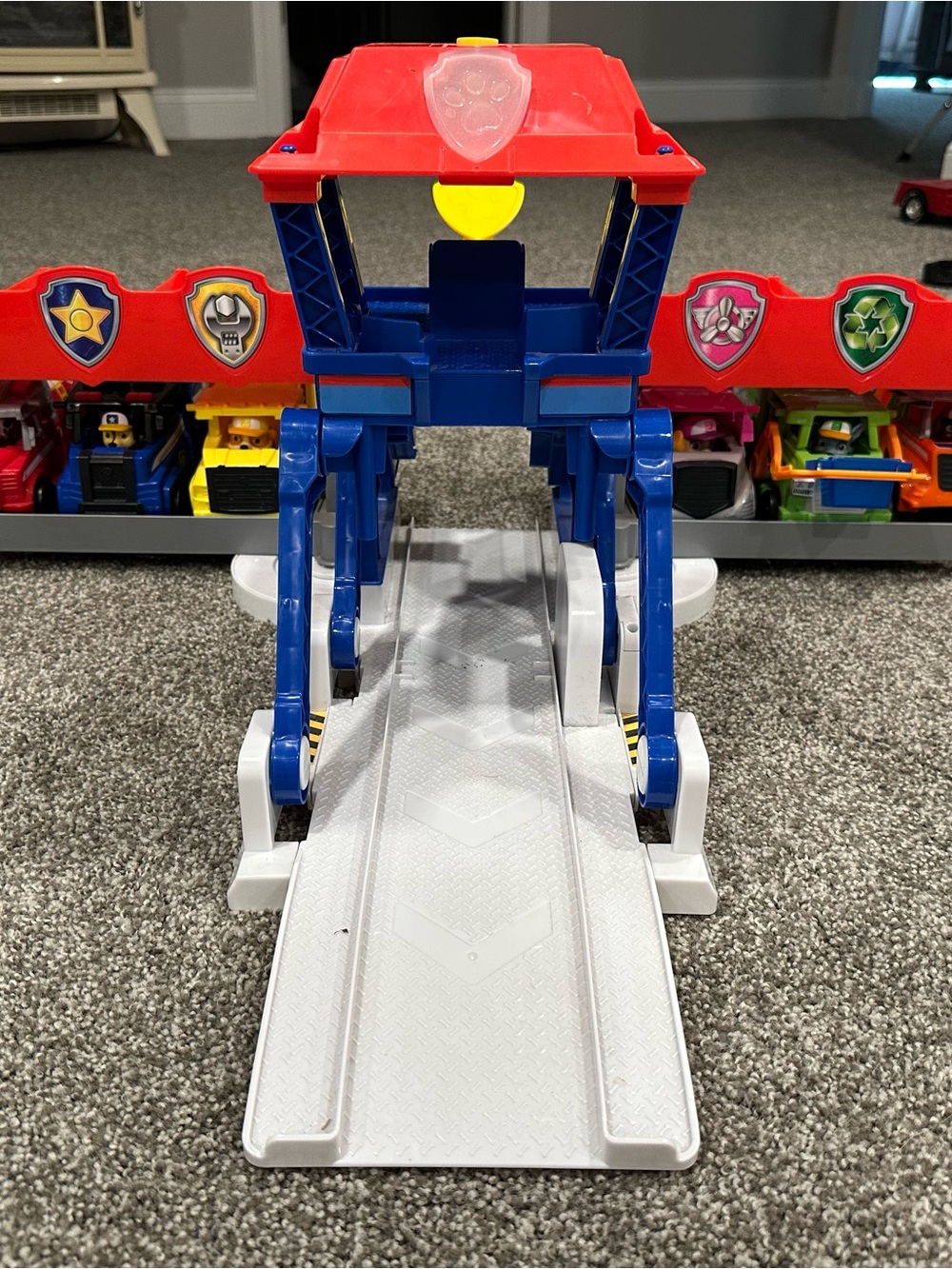 PAW Patrol Style Vehicle Ramp Playset - Red, Blue, White